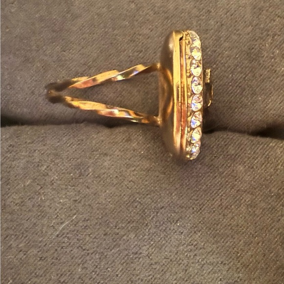 Authentic Chanel Cocktail Ring - Picture 4 of 5